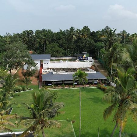 קולאם Ashtamudi Lake Garden Resorts מראה חיצוני תמונה